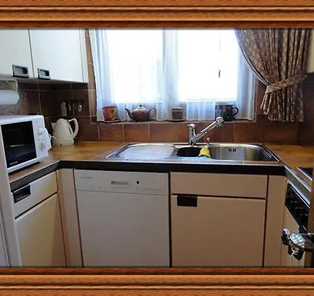 Chesa Maluns Appartement *